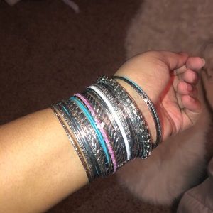 Bracelets/ bangles bundle